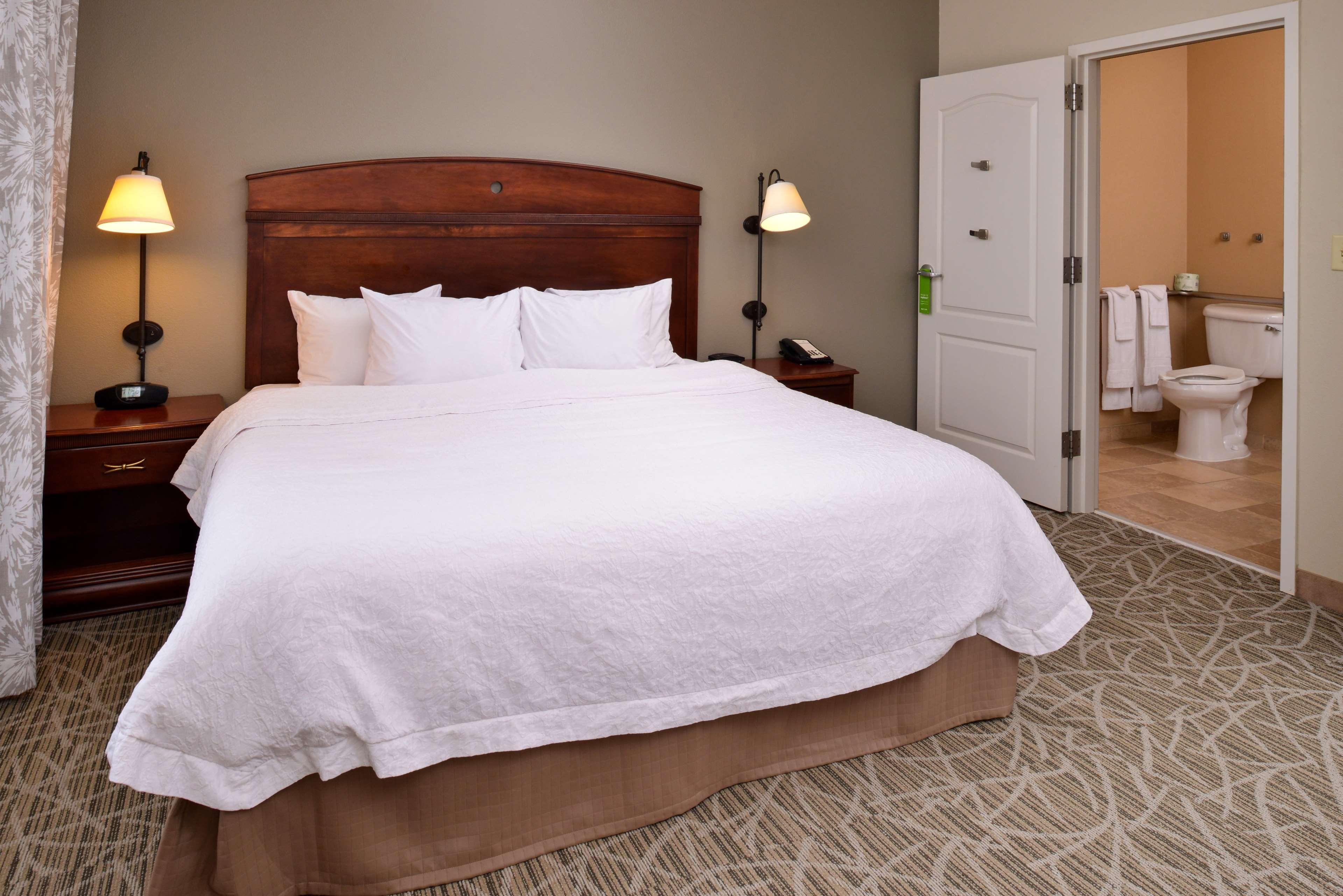 Hampton Inn By Hilton Litchfield Exterior foto