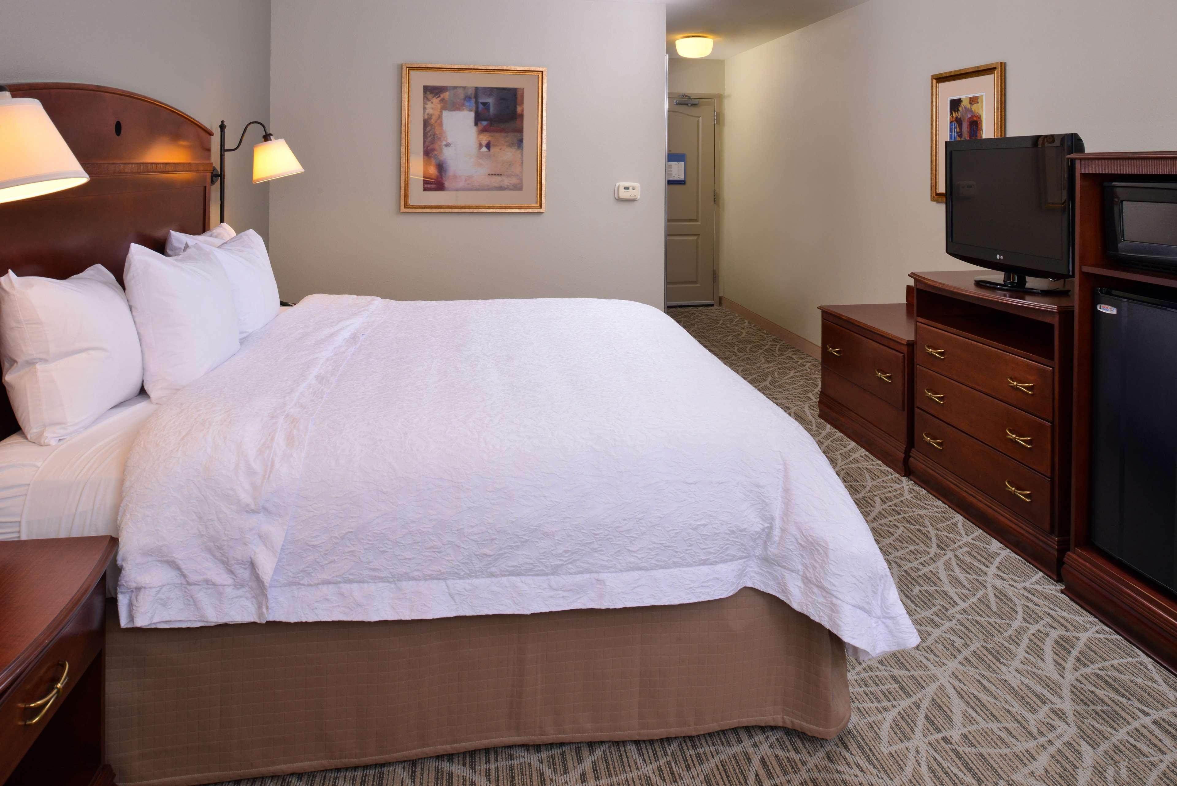 Hampton Inn By Hilton Litchfield Exterior foto