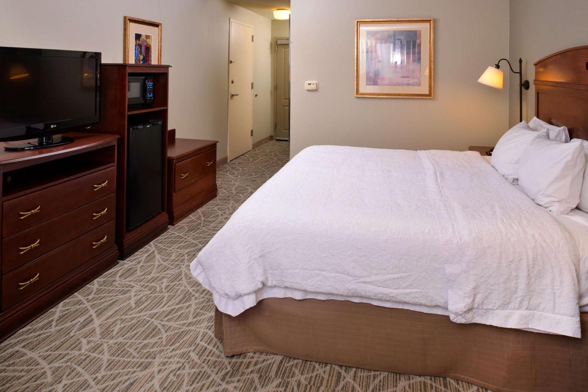 Hampton Inn By Hilton Litchfield Exterior foto
