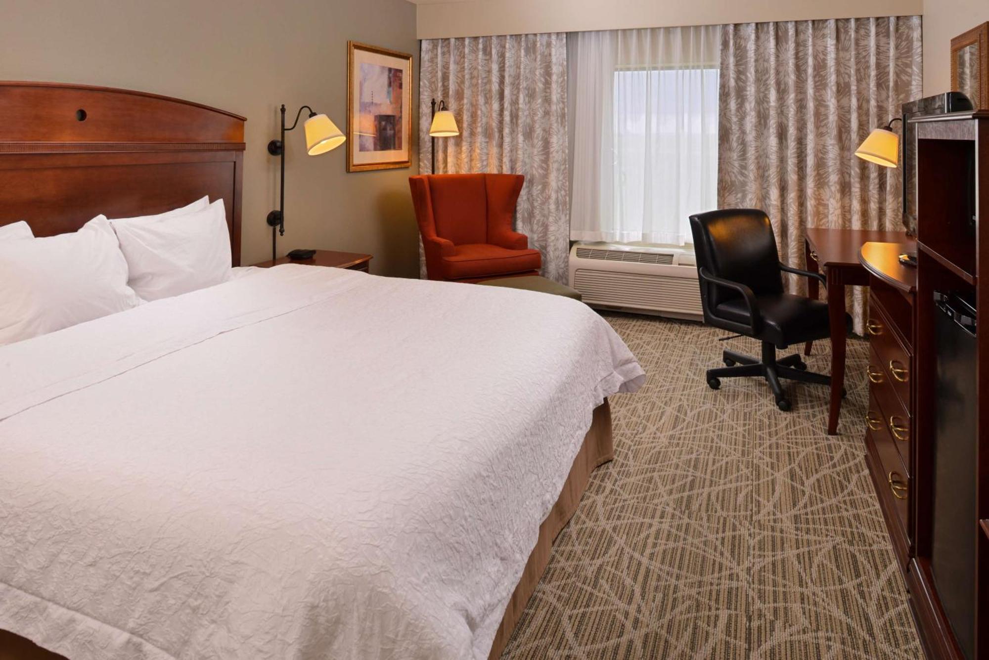 Hampton Inn By Hilton Litchfield Exterior foto