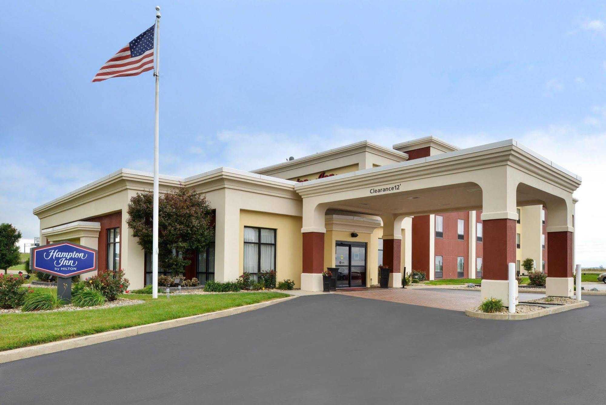 Hampton Inn By Hilton Litchfield Exterior foto